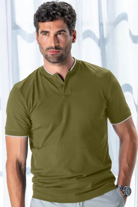 Férfi póló bombergallérral, avokádó